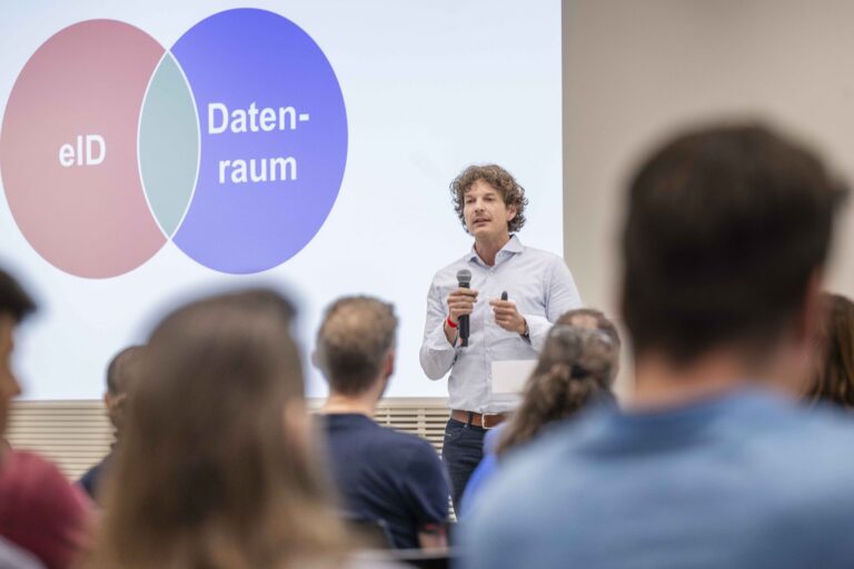 Schlusspräsentation «Digital Health mit der neuen E-ID»