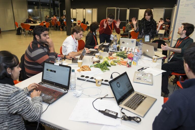 Hacking am Freitagabend in Lausanne