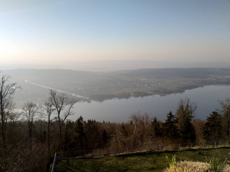 Morgenstimmung über dem Bielersee