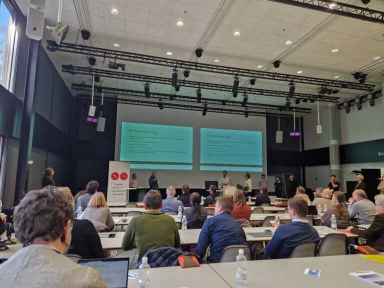 Publikum in der Aula