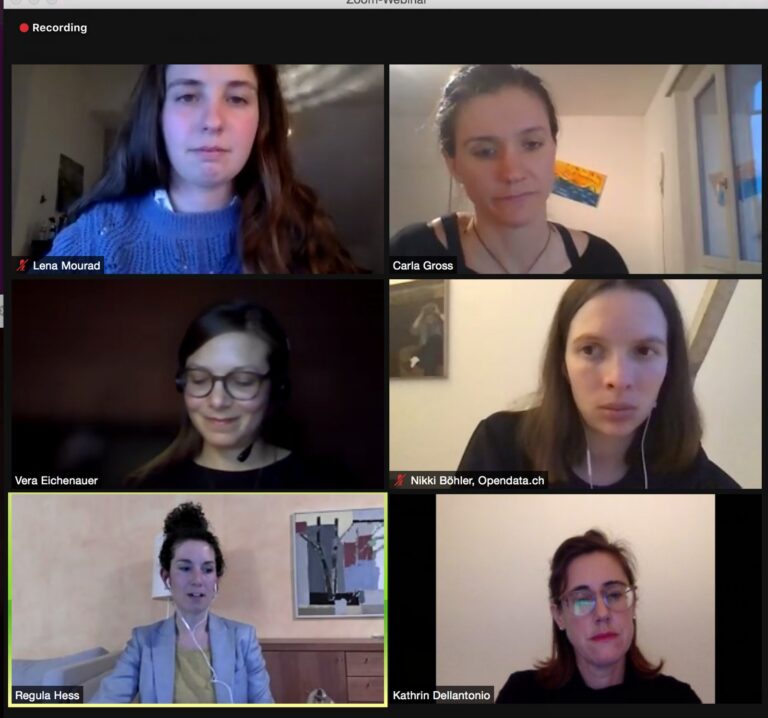 The panel with the moderator and the Data Café team